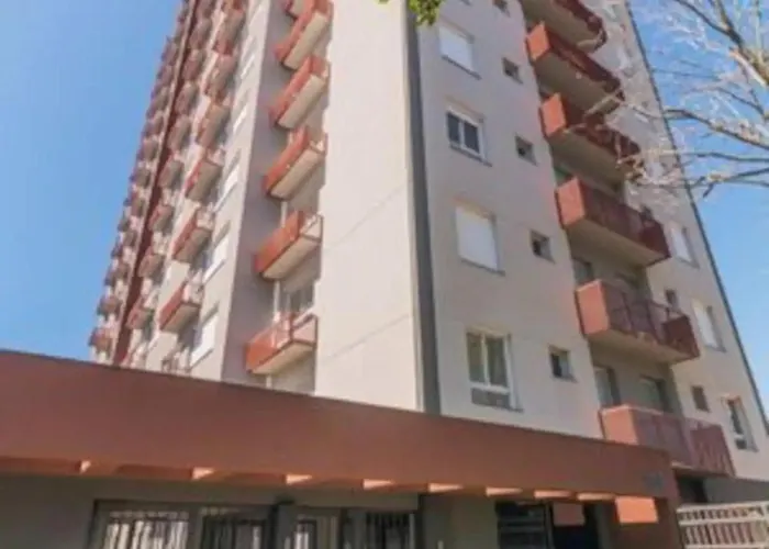 Apartamento Studiolux, Vaga Grátis, Piscina, Gym, Netflix, Ao Lado Da Puc *