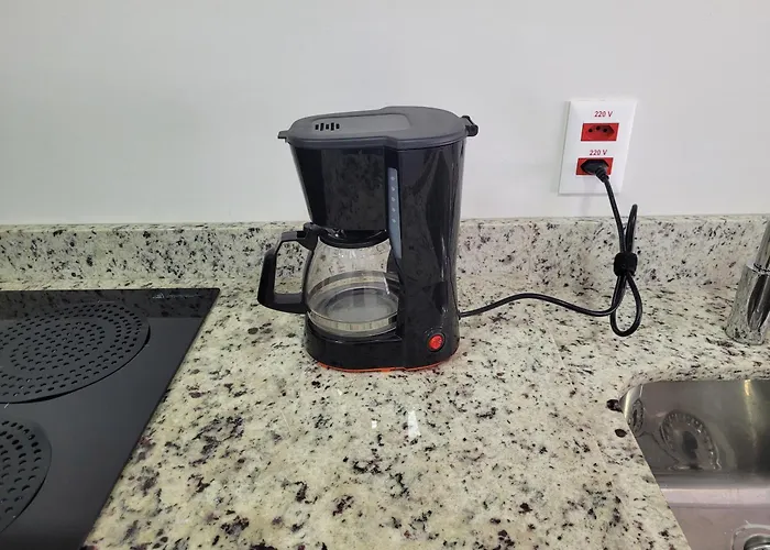 Apartamento Studiolux, Vaga Grátis, Piscina, Gym, Netflix, Ao Lado Da Puc *
